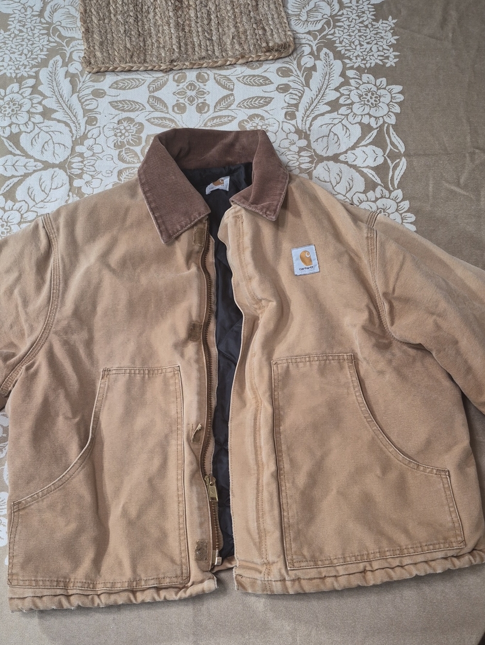 Carhartt Men's Tan Work Detroit Jacket with Brown Corduroy Collar. Large.